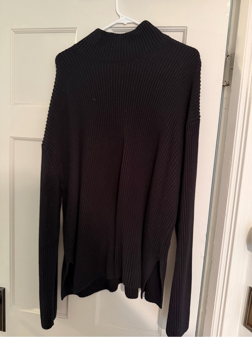 GAP Black Ribbed Mock Turtleneck Sweater